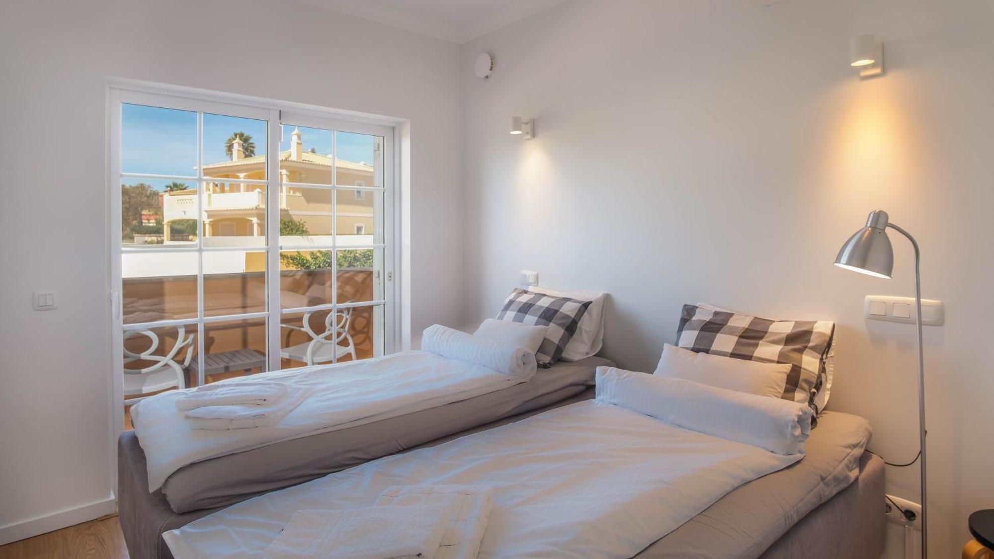 Canto Do Sol # 4 Bedroom Villa Lagos Eksteriør billede